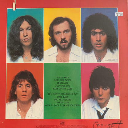 Vis-à-Vis - secondary