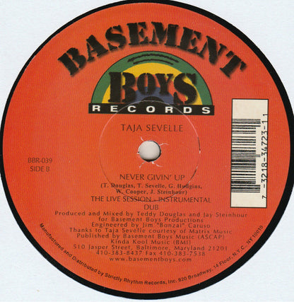 12" Single: Taja Sevelle - Never Givin' Up