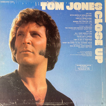 Close Up - secondary