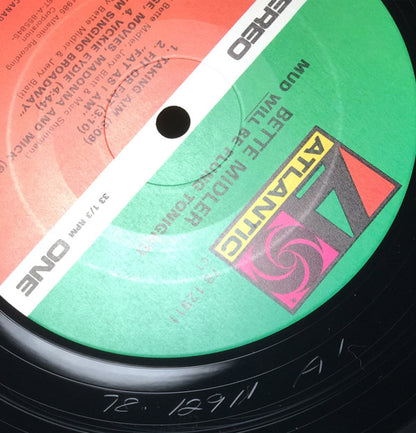 Bette Midler - Mud Will Be Flung Tonight!