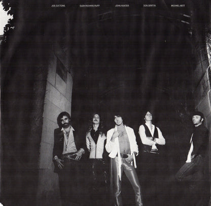 Hounds - Puttin' On The Dog