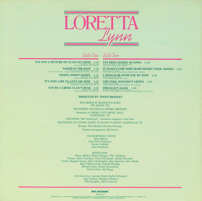 Loretta Lynn - Loretta