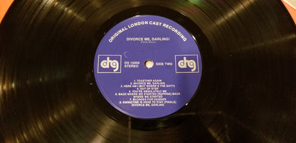 Sandy Wilson, Patricia Michael, Philip Gilbert, Anna Sharkey, Cy Young, Joan Heal, Jenny Wren - Divorce Me, Darling!